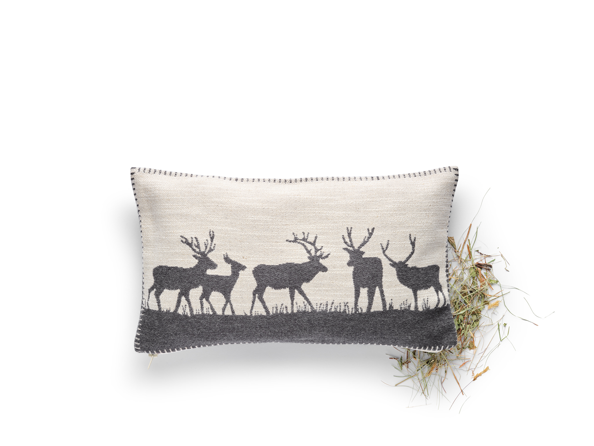 Bergheukissen Hirschfamilie